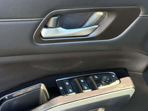 Certified 2024 Nissan Pathfinder SL w/ SL Premium Package image 25