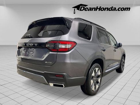 New 2026 Honda Pilot Elite image 5