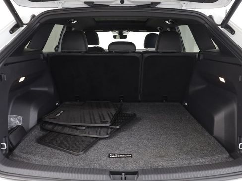 Certified 2023 Volkswagen Atlas Cross Sport SEL AWD/4WD image 18