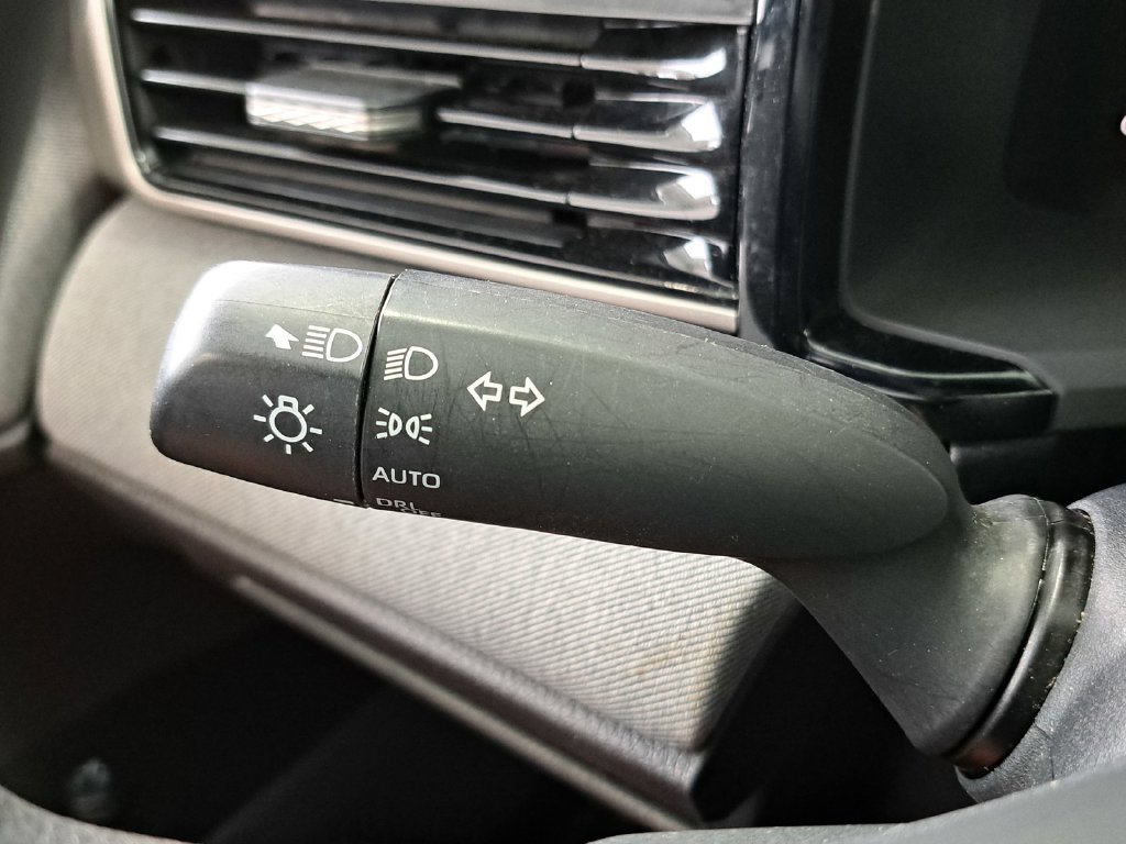 Used 2025 Toyota Camry LE FWD image 12