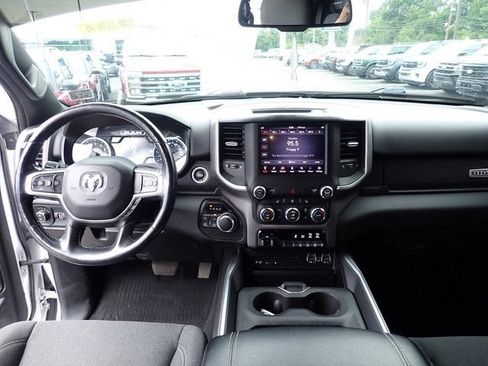 Used 2019 RAM 1500 Big Horn AWD/4WD image 13