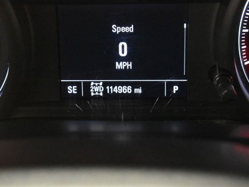 Used 2020 Chevrolet Silverado 1500 Custom Trail Boss w/ Custom Convenience Package AWD/4WD image 18