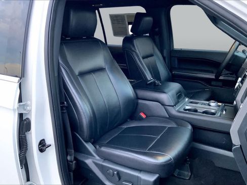 Used 2020 Ford Expedition XLT w/ Equipment Group 202A RWD image 9