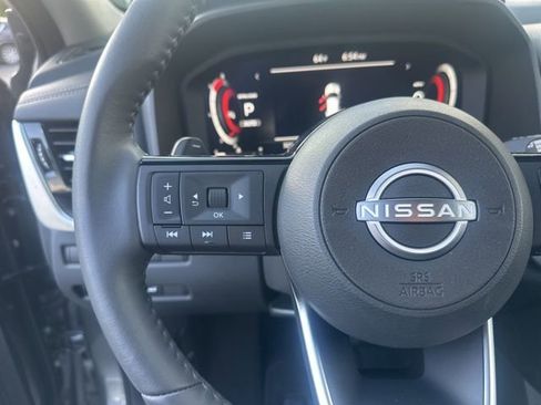 Used 2024 Nissan Rogue Platinum w/ Platinum Premium Package image 22