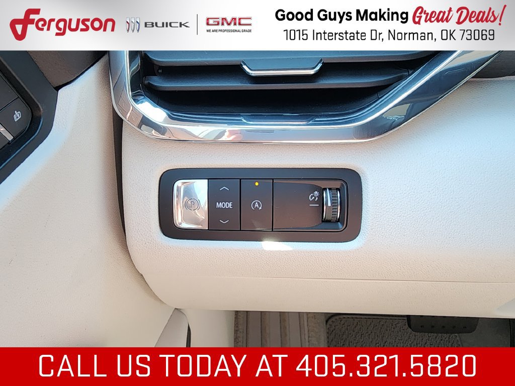 New 2026 GMC Acadia Denali w/ Super Cruise Package FWD image 18