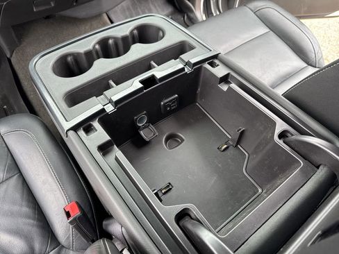 Certified 2015 GMC Sierra 1500 SLT w/ SLT Crew Cab Value Package image 28