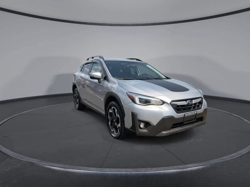 Used 2021 Subaru Crosstrek 2.5i Limited w/ Moonroof Package 2 AWD/4WD image 2