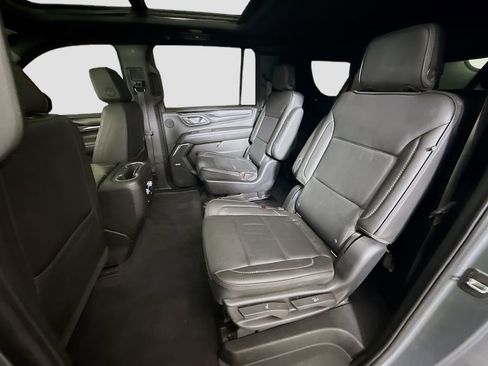 Used 2021 GMC Yukon XL Denali AWD/4WD image 25
