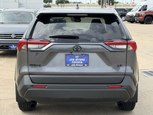 Used 2025 Toyota RAV4 LE FWD image 8
