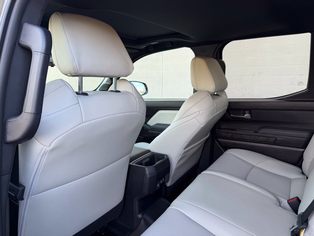 Used 2025 Toyota Tacoma Limited AWD/4WD image 25