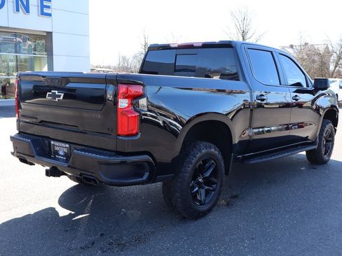 Used 2023 Chevrolet Silverado 1500 LT Trail Boss w/ LT Trail Boss Premium Package AWD/4WD image 3