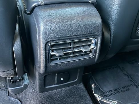 Certified 2022 Lincoln Corsair FWD image 10