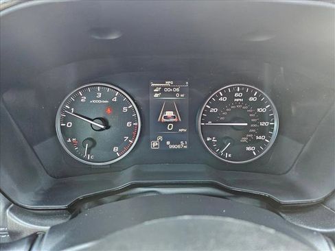 Used 2022 Subaru Outback Premium image 11