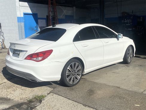 Used 2019 Mercedes-Benz CLA 250 image 3