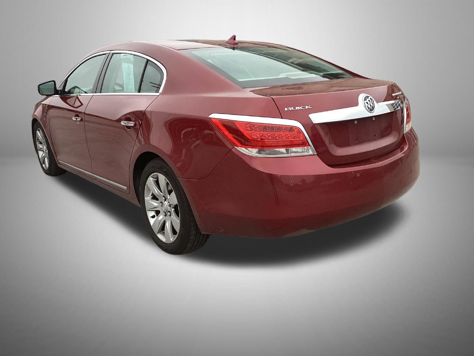 Used 2010 Buick LaCrosse CXL w/ Luxury Package FWD image 3