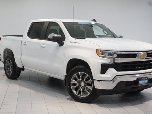 Certified 2024 Chevrolet Silverado 1500 LT image 3