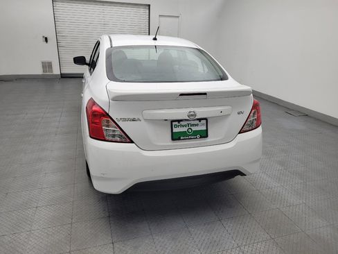 Used 2019 Nissan Versa SV FWD image 6