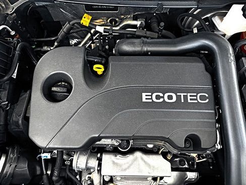 Used 2023 Chevrolet Equinox RS image 27