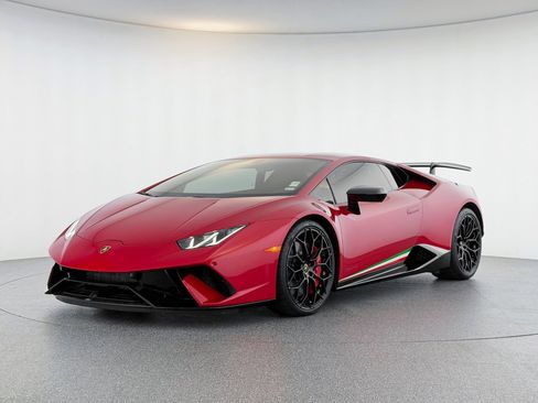 Used 2018 Lamborghini Huracan Performante image 1