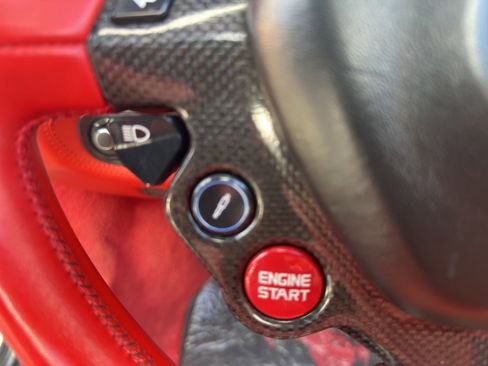 Used 2013 Ferrari 458 Spider image 30