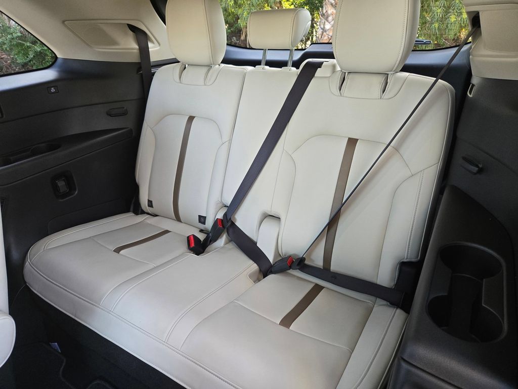 Used 2025 MAZDA CX-90 3.3 Turbo w/ Premium Plus Pkg AWD/4WD image 13