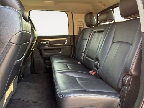 Used 2018 RAM 2500 Laramie w/ Sport Appearance Group image 8