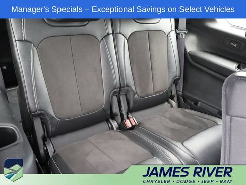 Used 2024 Jeep Grand Cherokee L Laredo AWD/4WD image 13