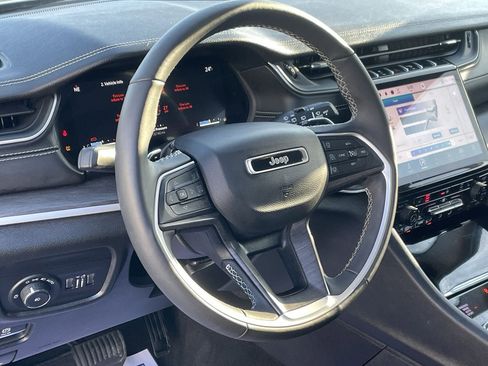 Used 2023 Jeep Grand Cherokee L Limited image 30