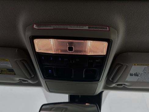 Used 2023 Toyota 4Runner Limited image 18