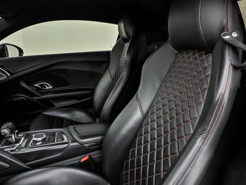 Used 2017 Audi R8 V10 image 23