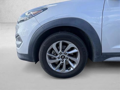 Used 2018 Hyundai Tucson SEL w/ Cargo Package FWD image 19