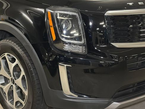 Used 2022 Kia Telluride EX AWD/4WD image 11
