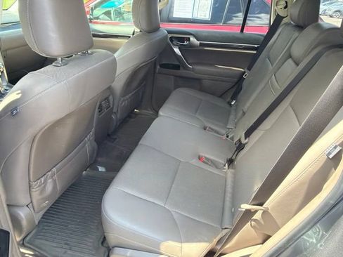 Used 2018 Lexus GX 460 w/ Navigation Package AWD/4WD image 19