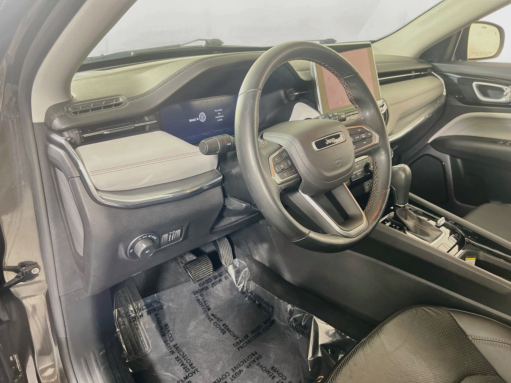 Used 2022 Jeep Compass Limited w/ Elite Group AWD/4WD image 9