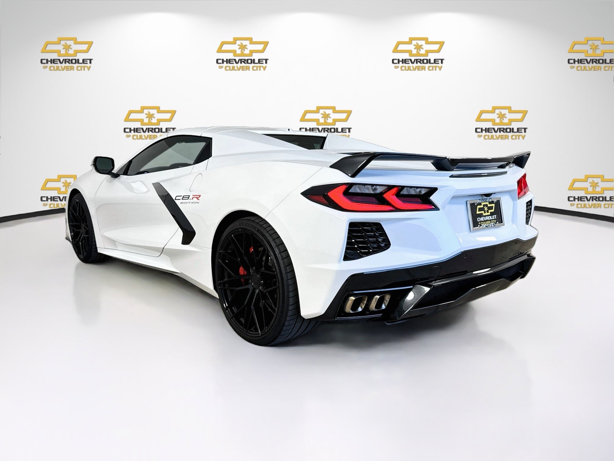 Used 2020 Chevrolet Corvette Stingray Convertible w/ Z51 Performance Package RWD image 6