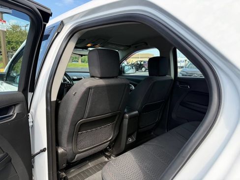 Used 2015 Chevrolet Equinox LS AWD/4WD image 16