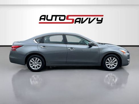 Used 2015 Nissan Altima 2.5 S w/ Power Driver Seat Package FWD image 8