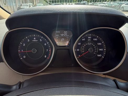 Used 2011 Hyundai Elantra Limited w/ Premium Pkg 5 FWD image 23