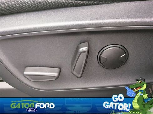 Used 2025 Ford Escape ST-Line image 21