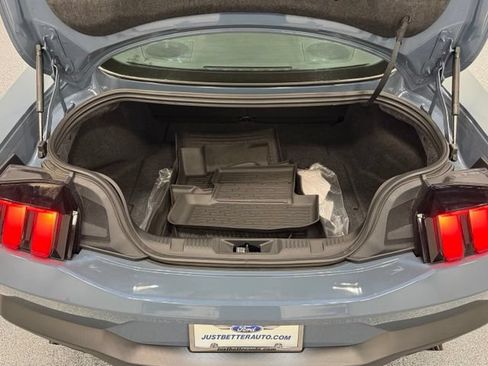 Used 2026 Ford Mustang GT Premium RWD image 29