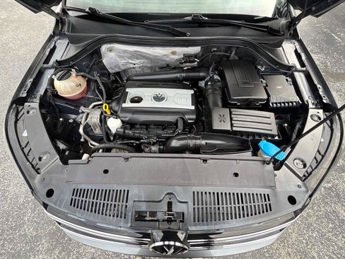 Used 2016 Volkswagen Tiguan S FWD image 39