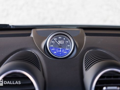 Used 2022 Porsche 718 Boxster Spyder RWD image 29