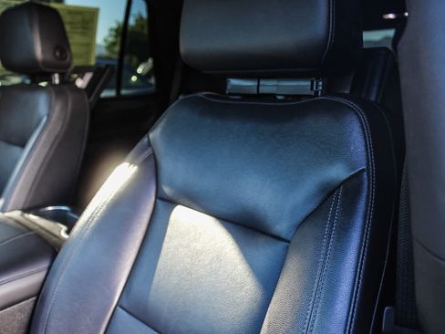 Used 2021 Chevrolet Tahoe Z71 image 21