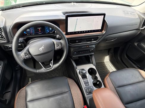 Used 2025 Ford Bronco Sport Outer Banks w/ Sasquatch Outer Banks Package AWD/4WD image 15