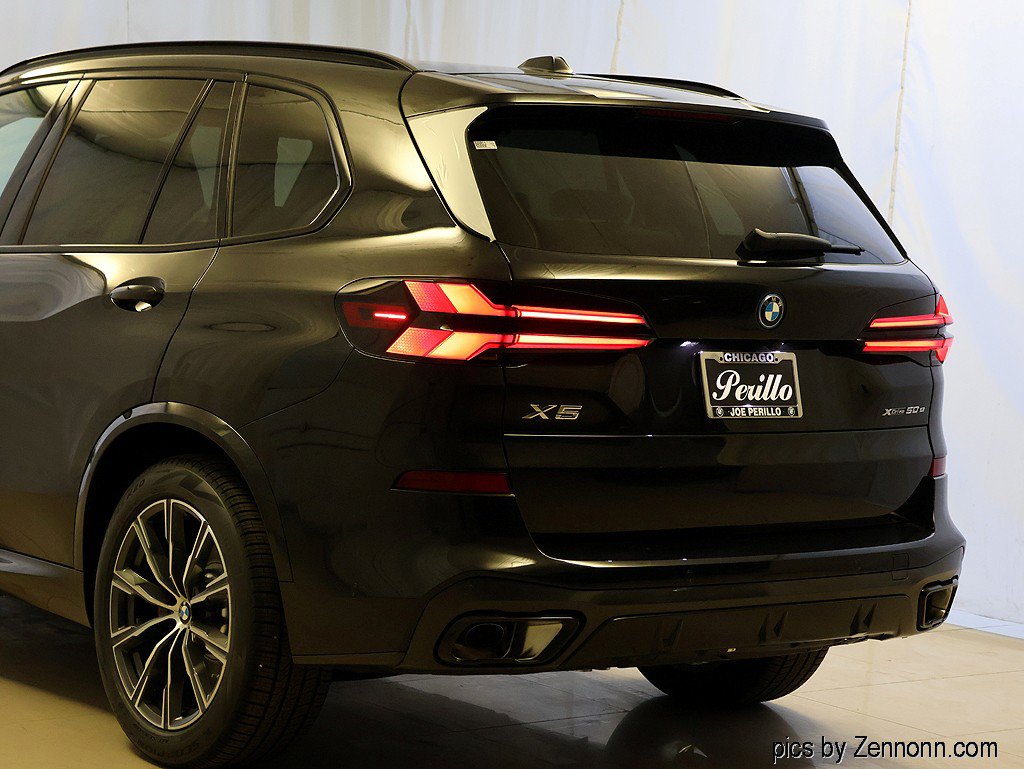Used 2026 BMW X5 xDrive50e w/ Executive Package AWD/4WD image 8