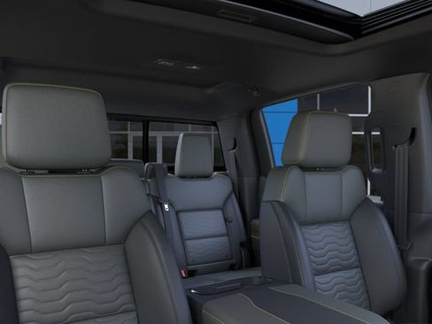 New 2026 Chevrolet Silverado 1500 ZR2 AWD/4WD image 25