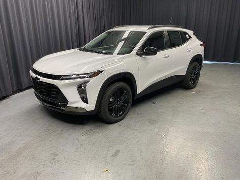 New 2026 Chevrolet Trax ACTIV w/ Driver Confidence Package image 2