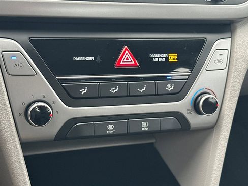 Used 2018 Hyundai Elantra SEL w/ Cargo Package image 16