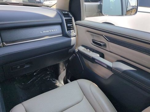 Used 2019 RAM 1500 Limited w/ Advanced Safety Group AWD/4WD image 17