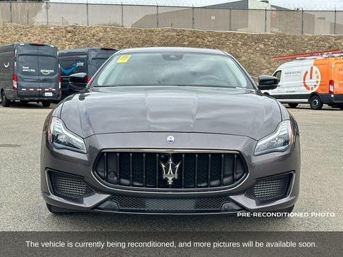 Used 2022 Maserati Quattroporte Modena RWD image 11